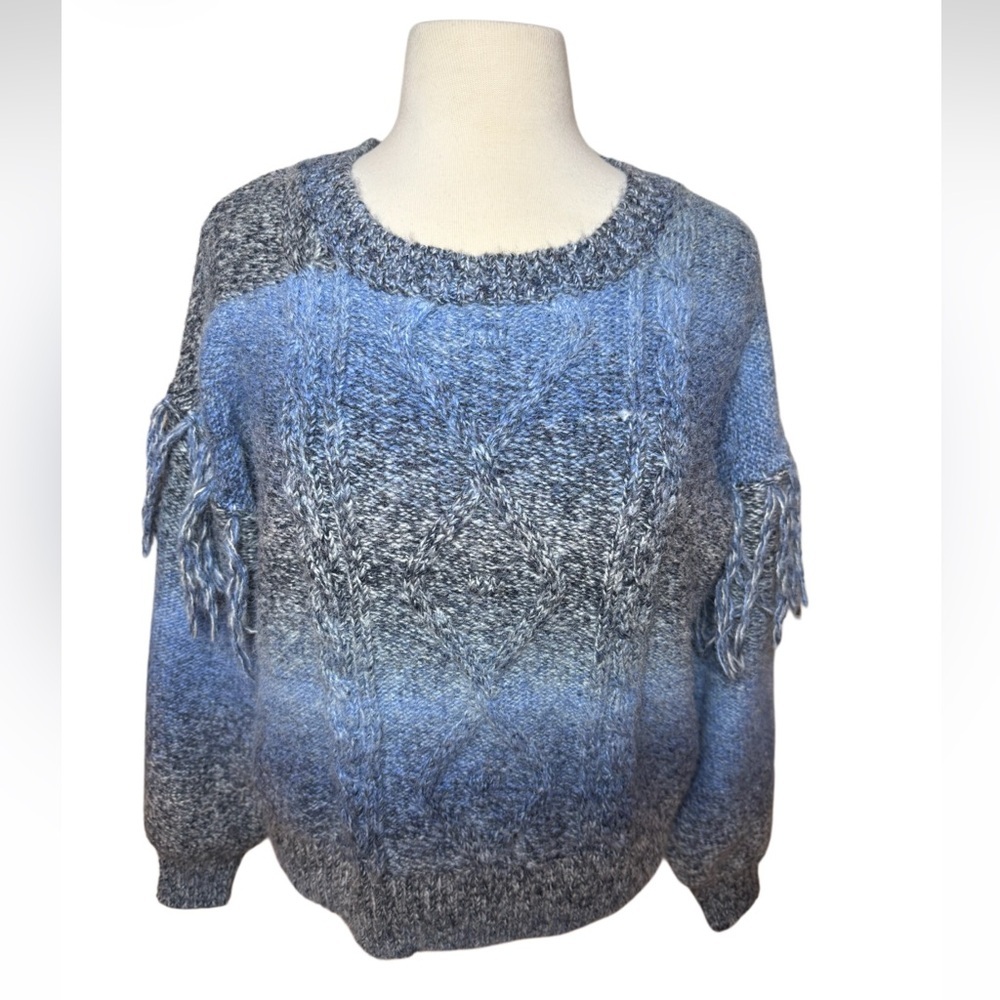 Frye and Co Ombré Space Heritage Blue and Gray Crew Neck Fringe Sweater-Size L